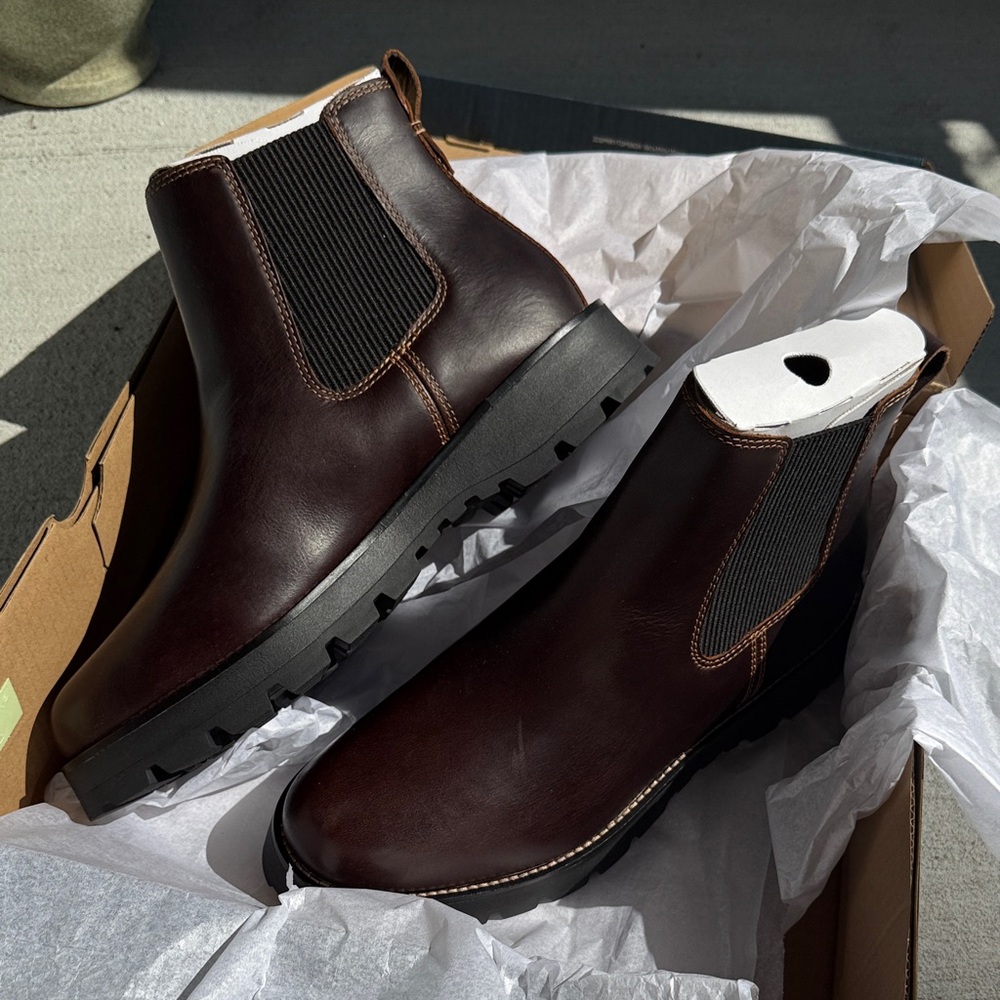 Sperry Chelsea Boots
